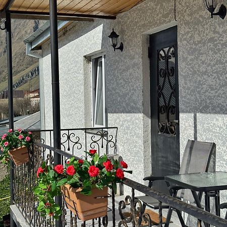 Hotel Elia Kazbegi エクステリア 写真