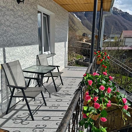 Hotel Elia Kazbegi エクステリア 写真