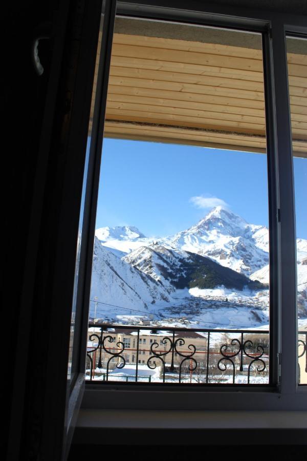 Hotel Elia Kazbegi エクステリア 写真