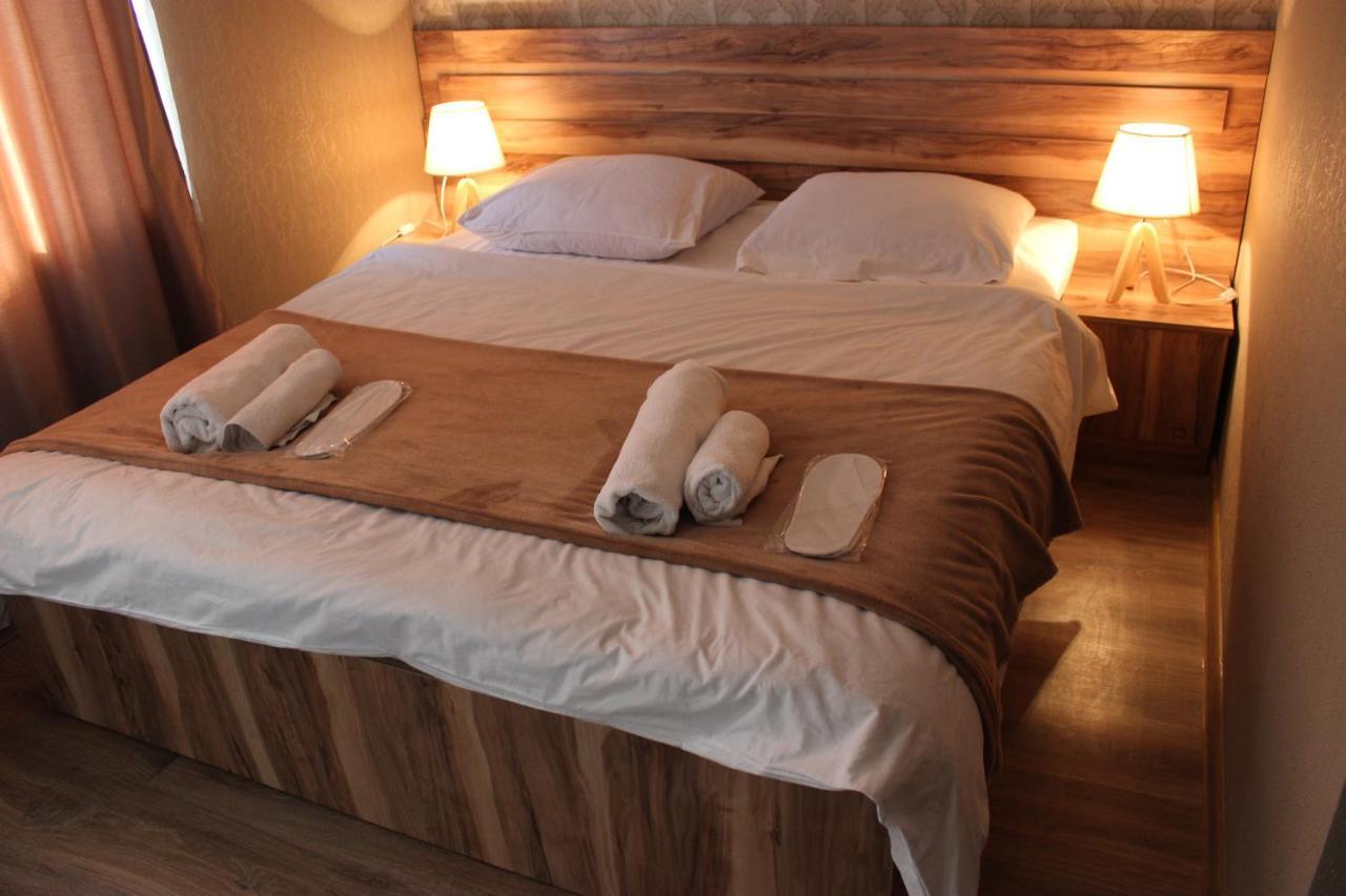 Hotel Elia Kazbegi エクステリア 写真